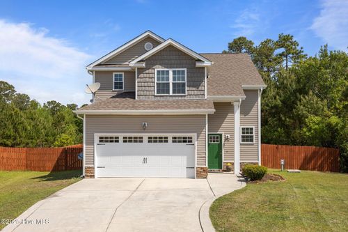 110 Costa Ct, Sneads Ferry, NC, 28460-2200 | Card Image