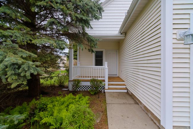 70 Spinnaker Dr, Condo with 2 bedrooms, 3 bathrooms and null parking in Manistee MI | Image 45