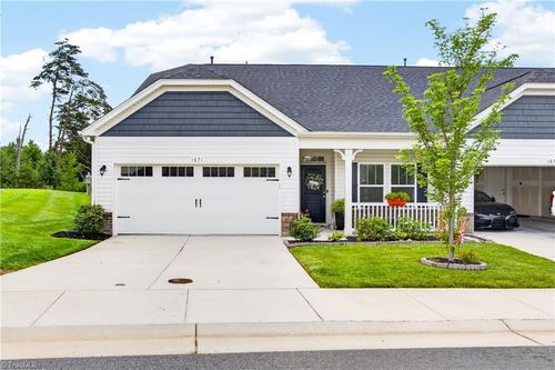 1671 Coopers Hawk Dr, Kernersville, NC, 27284-0210 | Card Image