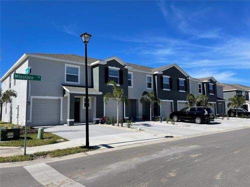 9011 Milestone Dr, SARASOTA, FL, 34238-3910 | Card Image