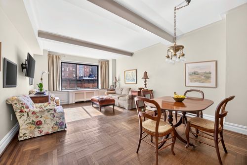 4k-230 Central Park W, New York, NY, 10024-6036 | Card Image