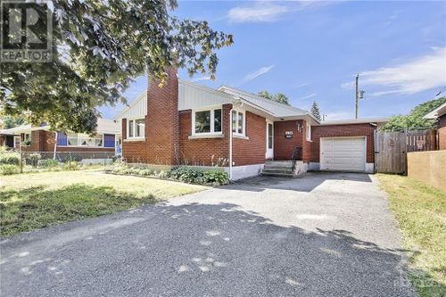 1134 Woodroffe Ave, Ottawa, ON, K2C2T1 | Card Image