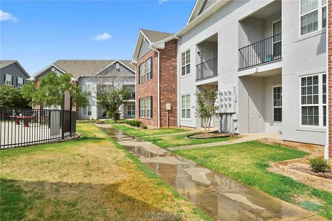 UNIT-407 - 801 Luther St W, Condo with 2 bedrooms, 2 bathrooms and null parking in College Station TX | Image 13