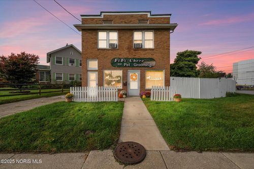 1861 Tremainsville Road, Toledo, OH, 43613 | Card Image