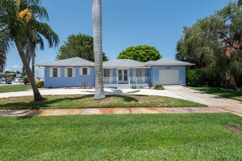 843 Buttonwood Ct, MARCO ISLAND, FL, 34145-2300 | Card Image