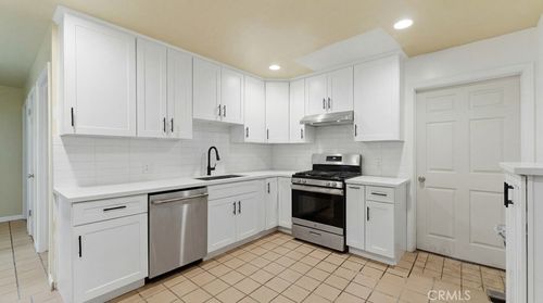 1009 E Granada Ct, Ontario, CA, 91764 | Card Image