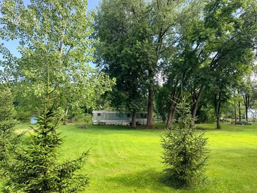 1020 W Bluegrass Rd, Lake Village, IN, 46349-9306 | Card Image