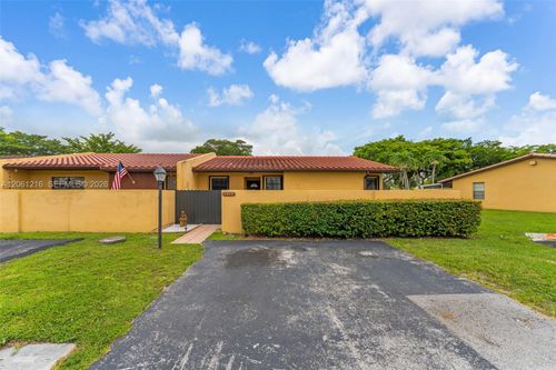 8612 Sw 148th Place, Miami, FL, 33193 | Card Image