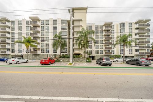 308-9800 W Bay Harbor Dr, Bay Harbor Islands, FL, 33154-1564 | Card Image