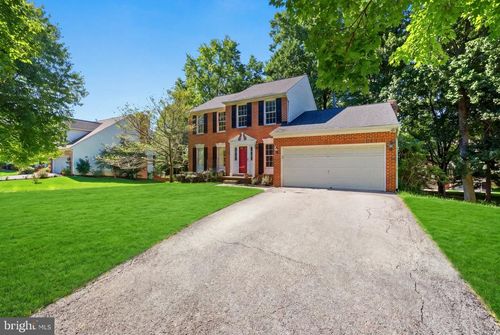 8208 Weston Dr, ELLICOTT CITY, MD, 21043-3446 | Card Image