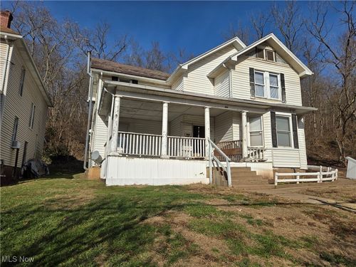 749 Greene St, Marietta, OH, 45750-2202 | Card Image