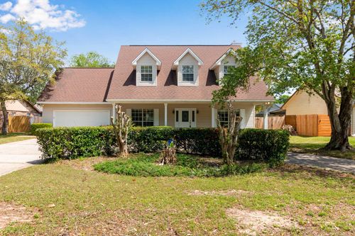 211 Natures Trail Ct Nw, Fort Walton Beach, FL, 32548-3950 | Card Image