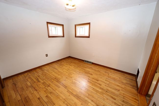 69369 Oak St, House other with 3 bedrooms, 2 bathrooms and null parking in Benton Harbor MI | Image 23