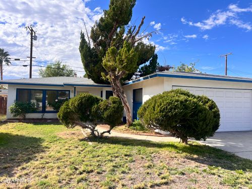 45443 Saigon Ave, Lancaster, CA, 93534-1334 | Card Image