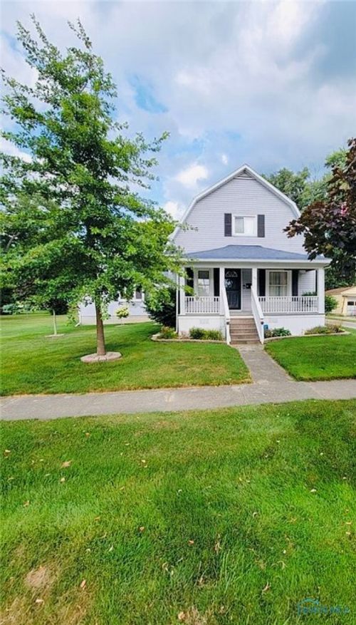 136 Midvale Avenue, Clyde, OH, 43410 | Card Image