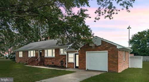 20568 Ridge Rd, COLONIAL BEACH, VA, 22443-6102 | Card Image