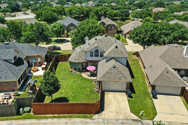 Aerial perspective of suburban area | Image 33