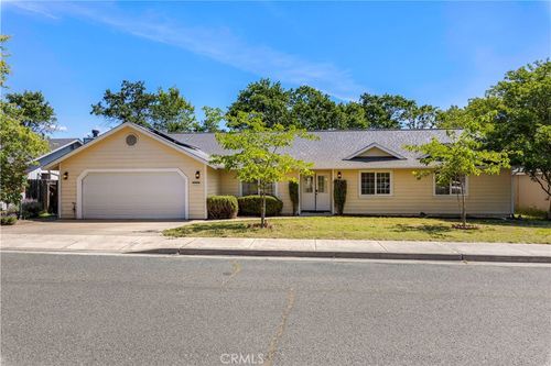 4402 Hickory Ave, Lakeport, CA, 95453-6227 | Card Image