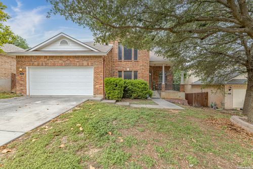 723 Point Crk, San Antonio, TX, 78253-5273 | Card Image