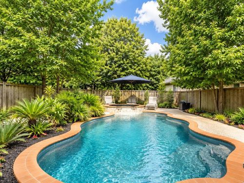 14 Doeskin Pl, The Woodlands, TX, 77382-5720 | Card Image