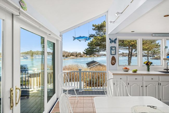 62 Crafts Rd, House other with 5 bedrooms, 2 bathrooms and 6 parking in Gloucester MA | Image 14