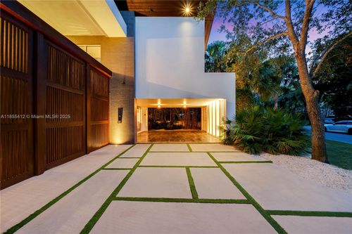 545 Sabal Palm Dr, Key Biscayne, FL, 33149-1820 | Card Image