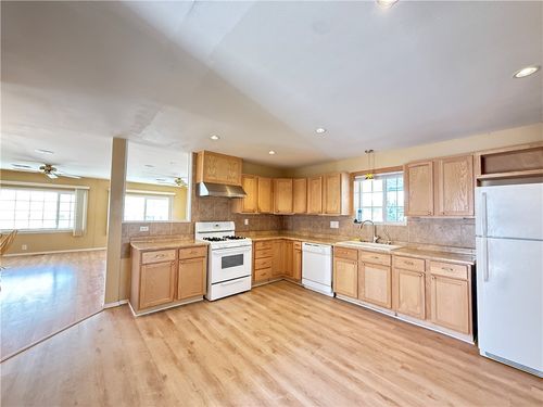 891 Ramar Rd, Bullhead City, AZ, 86442-6473 | Card Image