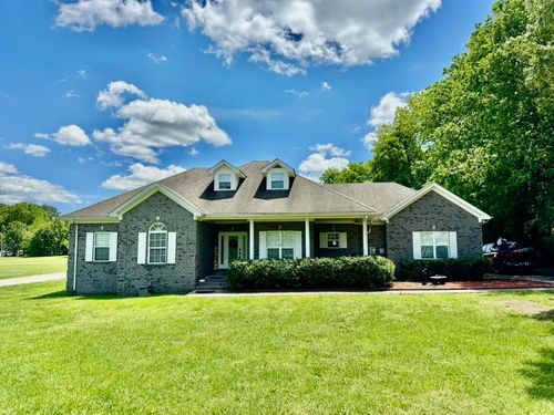 435 Long St W, Mc Ewen, TN, 37101-4826 | Card Image