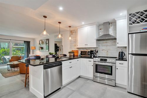 apt-114a-3000 Ne 5th Ter, Wilton Manors, FL, 33334-2087 | Card Image
