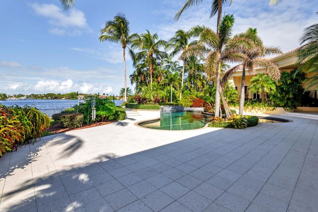 19223 Riverside Dr, House other with 5 bedrooms, 6 bathrooms and null parking in Tequesta FL | Image 58