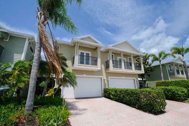 UNIT-61 - 1935 Bridgepointe Cir, House attached with 3 bedrooms, 4 bathrooms and null parking in Vero Beach FL | Image 5