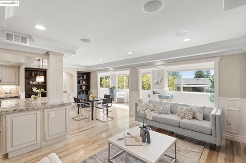 apt-2-3301 Golden Rain Rd, Walnut Creek, CA, 94595-2046 | Card Image