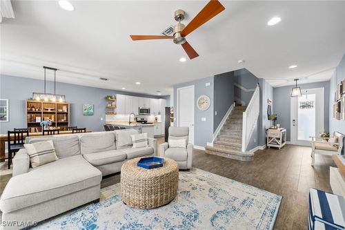 7894 Bristol Cir, NAPLES, FL, 34120-0704 | Card Image