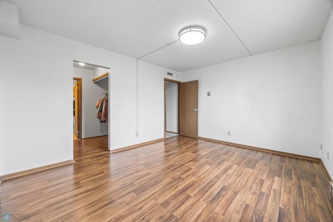 Primary Bedroom | Image 16