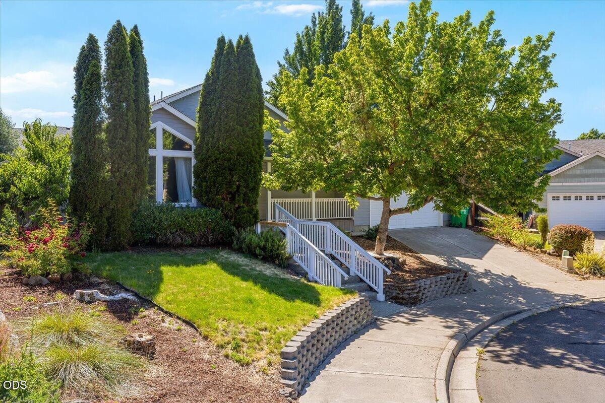 Residential in Eagle Point 2