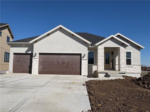 15260 W 161st Ct, Olathe, KS, 66062 | Card Image