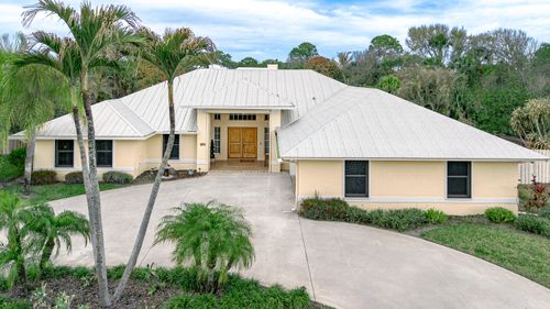 8571 Se Quail Ridge Way, Hobe Sound, FL, 33455-4137 | Card Image