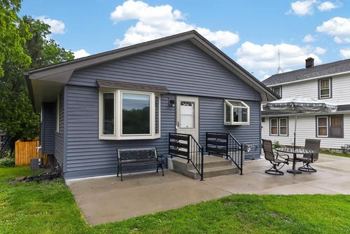 401 Harvey Avenue, Waukesha, WI, 53186 | Card Image