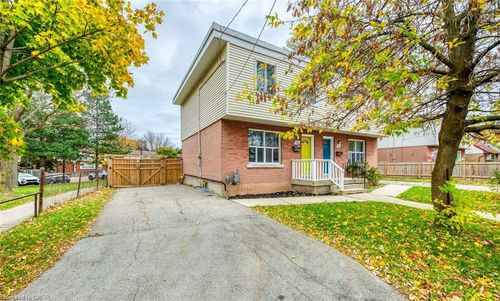98 Armstrong Ave, Hamilton, ON, L8H1M5 | Card Image