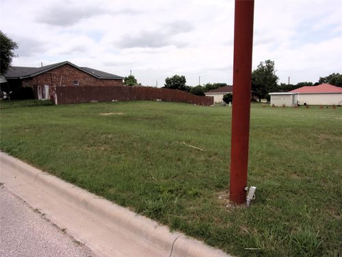 1906 W Brown Street, San Saba, TX, 76877 | Card Image