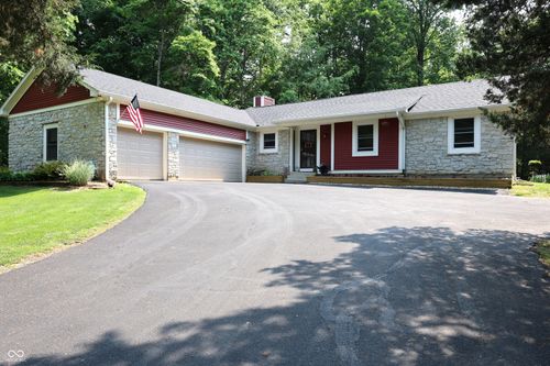 5654 Paradise Dr, Martinsville, IN, 46151-9274 | Card Image