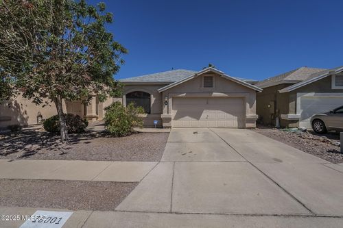 10001 E Via Del Pasto, Tucson, AZ, 85747-5204 | Card Image