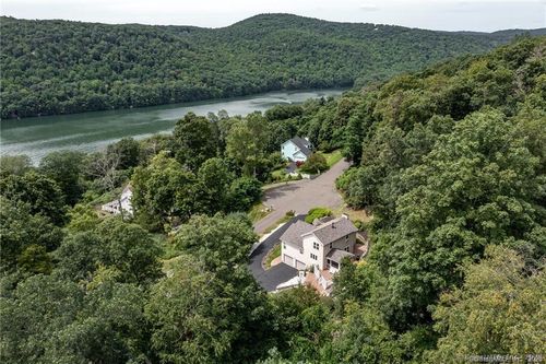 11 Squantz View Dr, New Fairfield, CT, 06812-2434 | Card Image