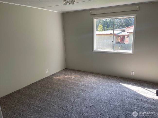 Primary bedroom | Image 10
