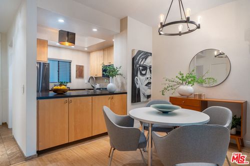 218-3480 Barham Blvd, Los Angeles, CA, 90068-1401 | Card Image