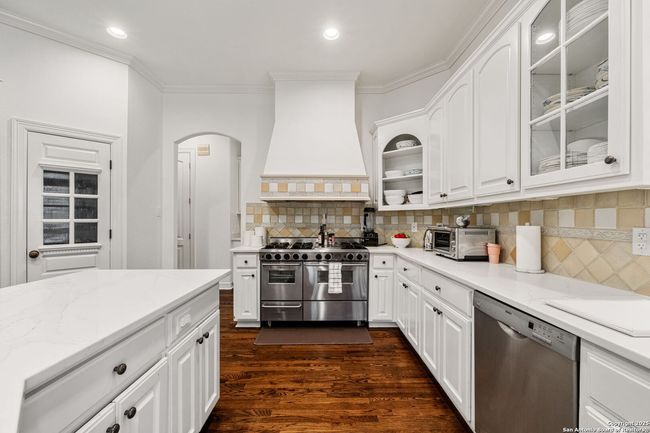 825 College Blvd, House other with 3 bedrooms, 4 bathrooms and null parking in Alamo Heights TX | Image 13