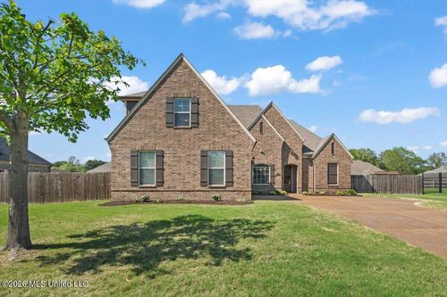 8830 S Courtly Circle, Olive Branch, MS, 38654 | Card Image