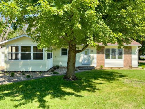 201 3rd Ave, Freeborn, MN, 56032-2205 | Card Image