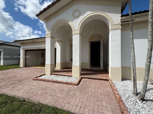 4045 Ne 15th St, Homestead, FL, 33033-5906 | Card Image