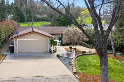 11389 Torrey Pines Dr, Auburn, CA, 95602-8014 | Card Image